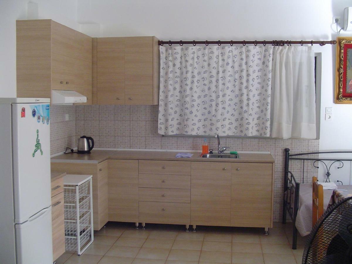 Nina Rooms Artemida  Luaran gambar