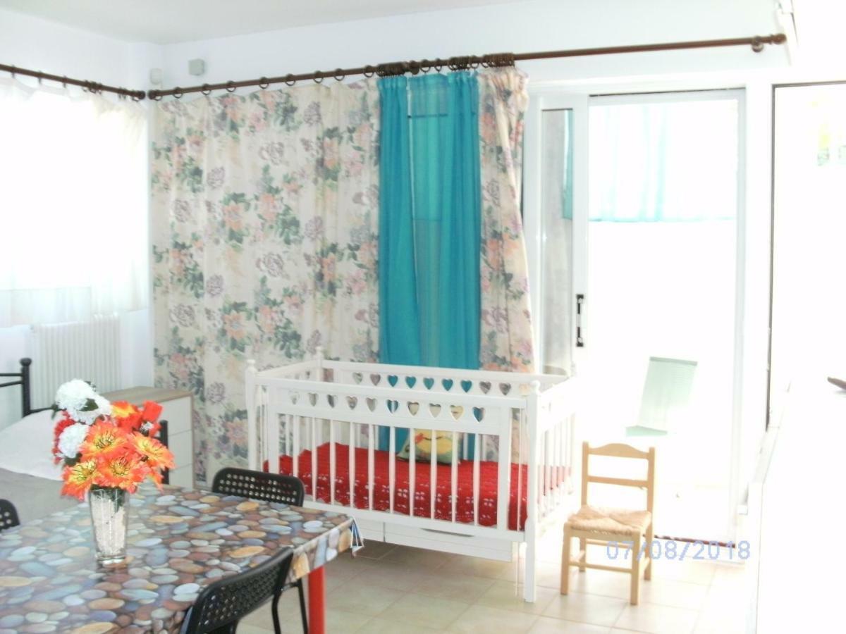 Nina Rooms Artemida  Luaran gambar