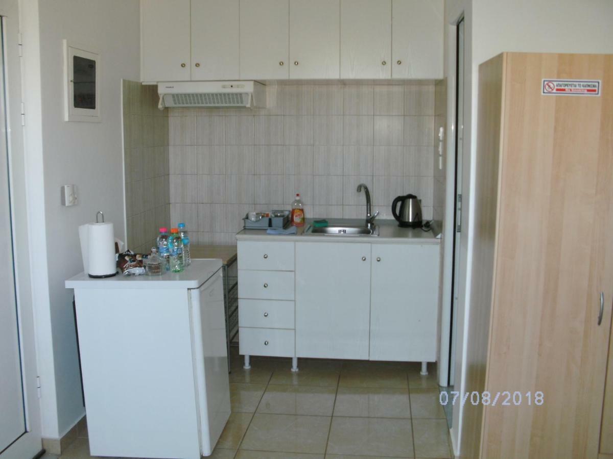 Nina Rooms Artemida  Luaran gambar